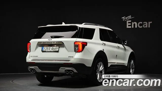 Ford Explorer 2021 — фото 2