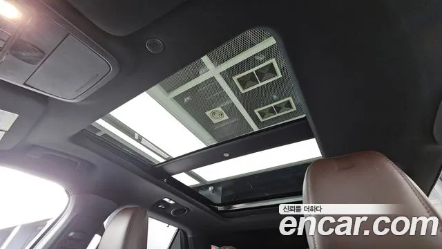 Ford Explorer 2021 — фото 18