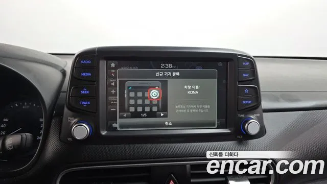 Hyundai Kona 2018 — фото 18