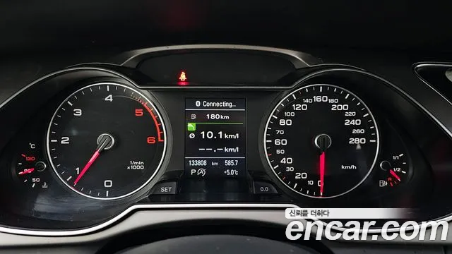 Audi A4 2015 — фото 8