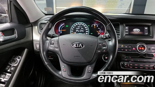 Kia K7 2016 — фото 13