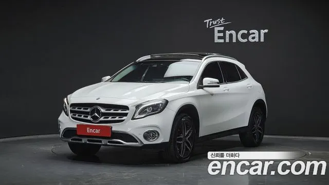 Mercedes-Benz GLA-Class 2018 — фото 1