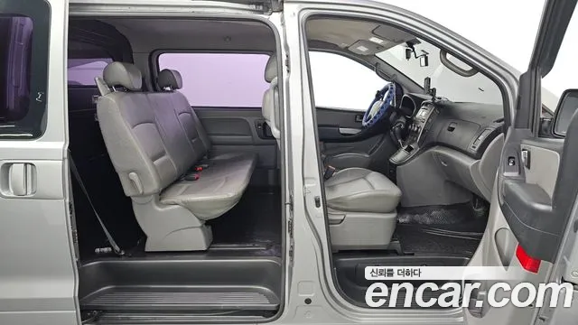 Hyundai Starex 2014 — фото 11