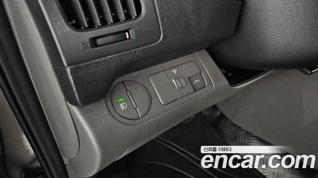 Hyundai Starex 2014 — фото 18