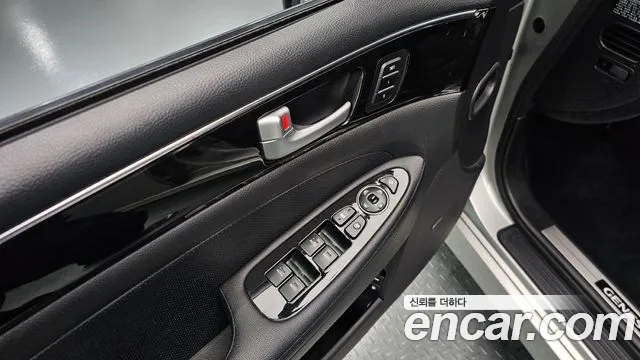 Hyundai Genesis 2014 — фото 19