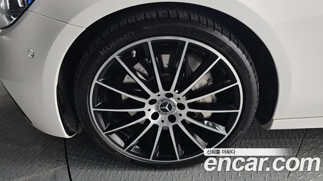 Mercedes-Benz E-Class 2023 — фото 5