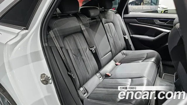 Audi A6 2020 — фото 12