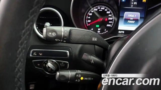 Mercedes-Benz C-Class 2017 — фото 20