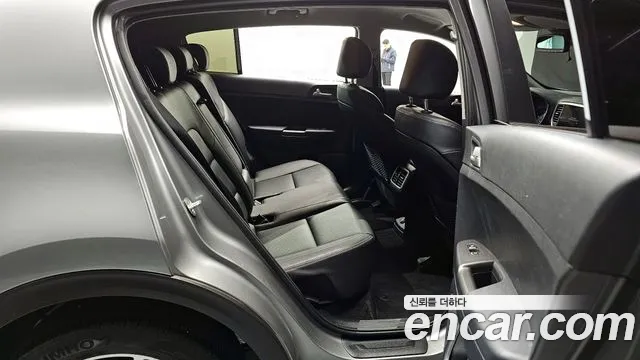 Kia Sportage 2021 — фото 12