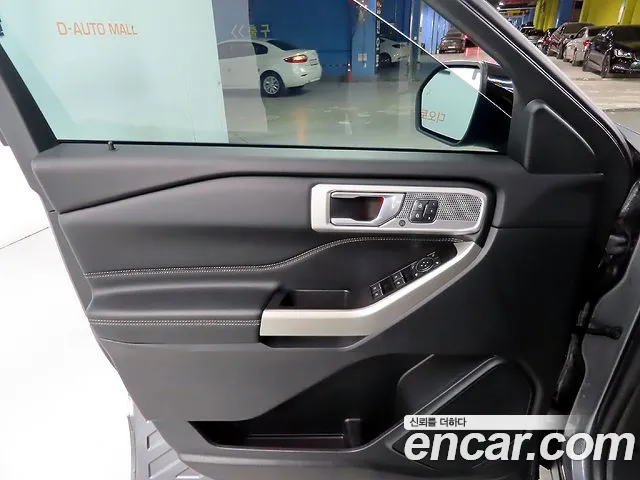 Ford Explorer 2021 — фото 13