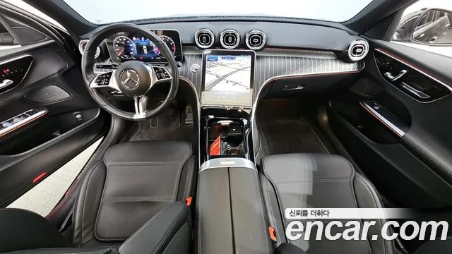 Mercedes-Benz C-Class 2023 — фото 7