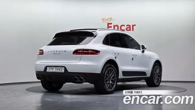 Porsche Macan 2017 — фото 2