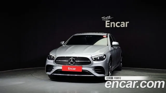 Mercedes-Benz E-Class 2022 — фото 3