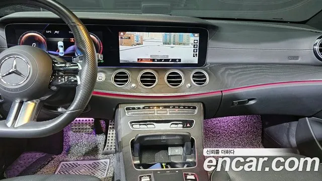 Mercedes-Benz E-Class 2022 — фото 19