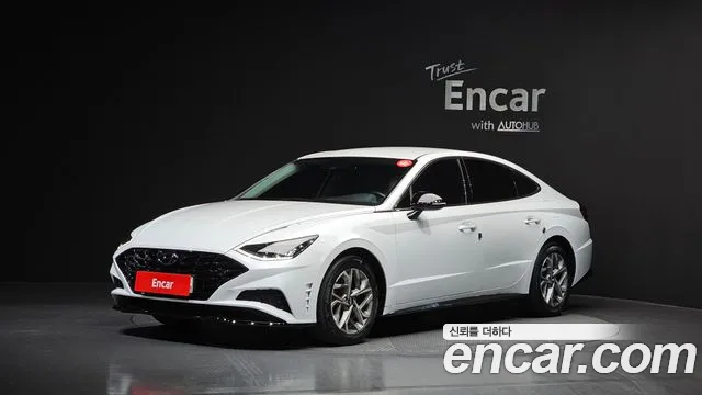 Hyundai Sonata 2022 — фото 1