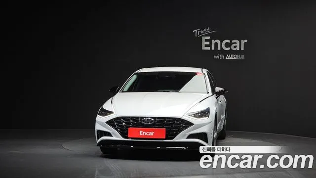 Hyundai Sonata 2022 — фото 3