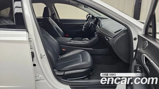 Hyundai Sonata 2022 — фото 11