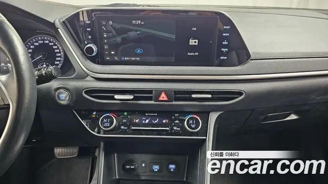 Hyundai Sonata 2022 — фото 16