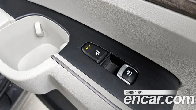 Kia Sorento 2022 — фото 19