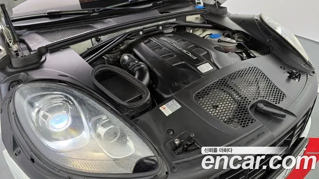 Porsche Macan 2015 — фото 6