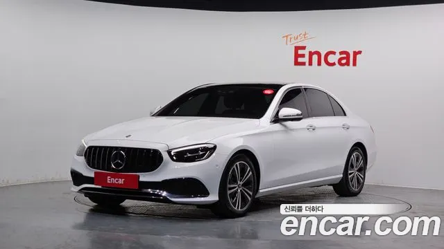 Mercedes-Benz E-Class 2022 — фото 1