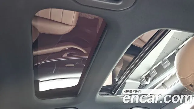 Mercedes-Benz E-Class 2022 — фото 19