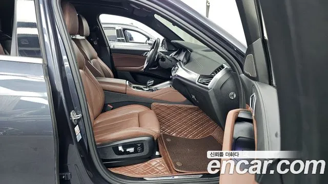 BMW X6 2020 — фото 11