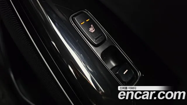 Kia K7 2018 — фото 18