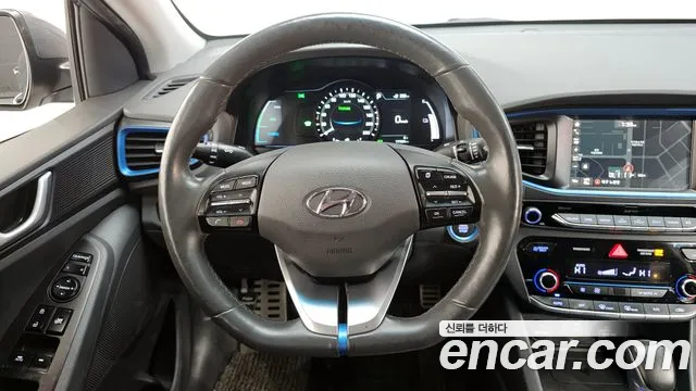 Hyundai Ioniq 2016 — фото 13