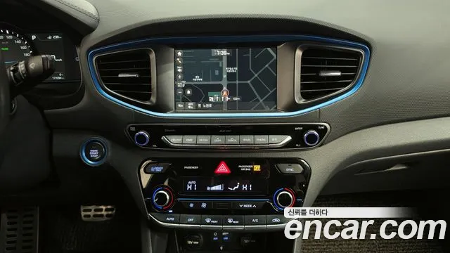 Hyundai Ioniq 2016 — фото 15