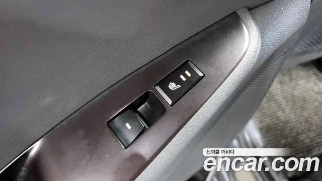 Hyundai Ioniq 2016 — фото 18