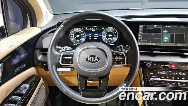 Kia Canival 2021 — фото 13