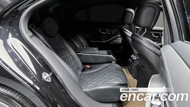 Mercedes-Benz S-Class 2022 — фото 12