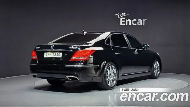 Hyundai Equus 2012 — фото 2