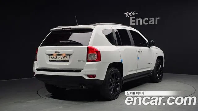 Jeep Compass 2013 — фото 2
