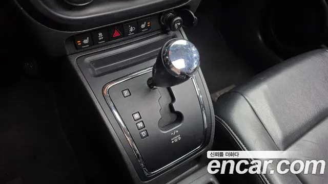 Jeep Compass 2013 — фото 9