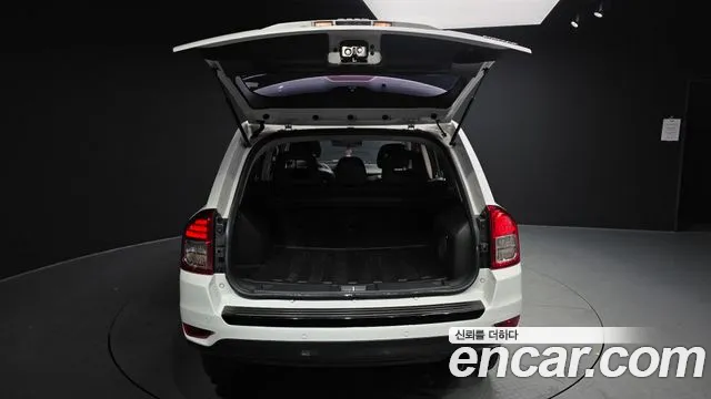 Jeep Compass 2013 — фото 20