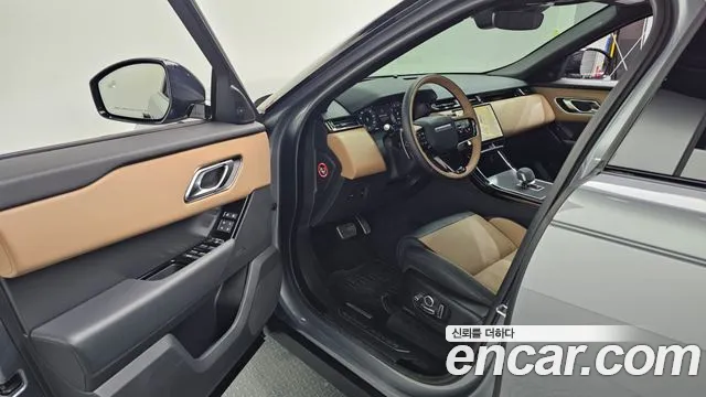 Land Rover Range Rover Velar 2025 — фото 11