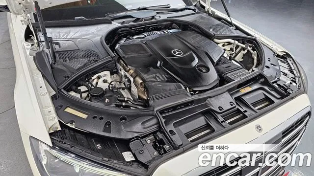 Mercedes-Benz S-Class 2022 — фото 6