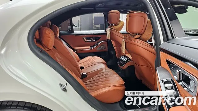 Mercedes-Benz S-Class 2022 — фото 12