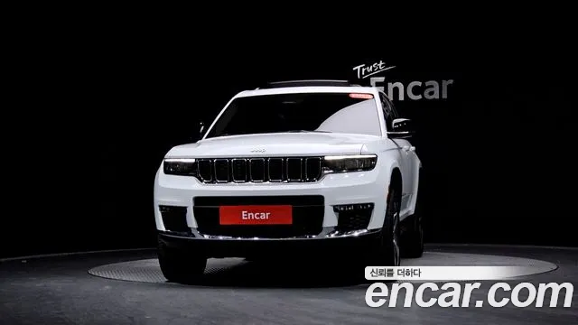 Jeep Cherokee 2023 — фото 2