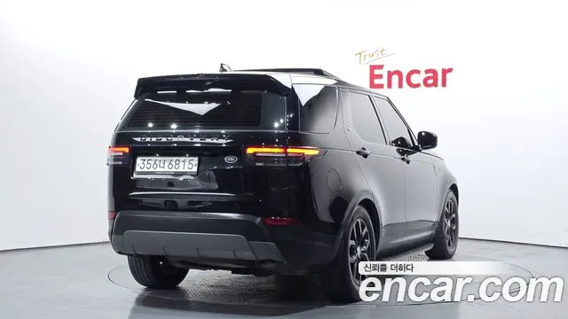 Land Rover Discovery 2018 — фото 2