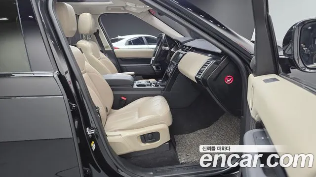 Land Rover Discovery 2018 — фото 10
