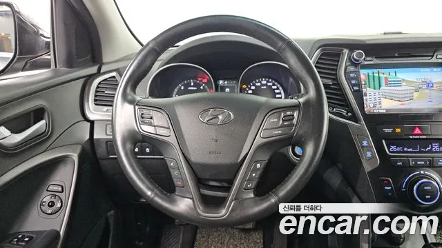 Hyundai Santafe 2016 — фото 11