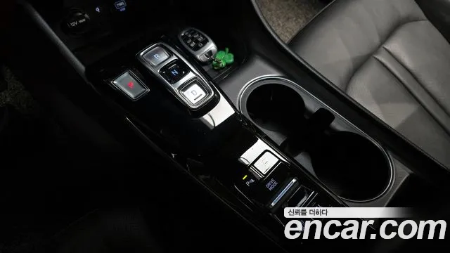 Hyundai Sonata 2022 — фото 9