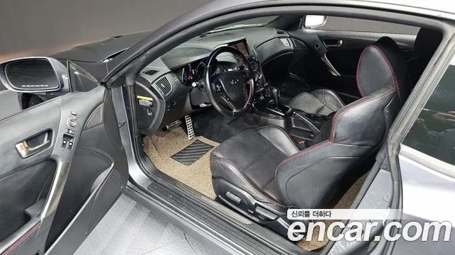 Hyundai Genesis 2015 — фото 10