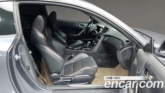 Hyundai Genesis 2015 — фото 12