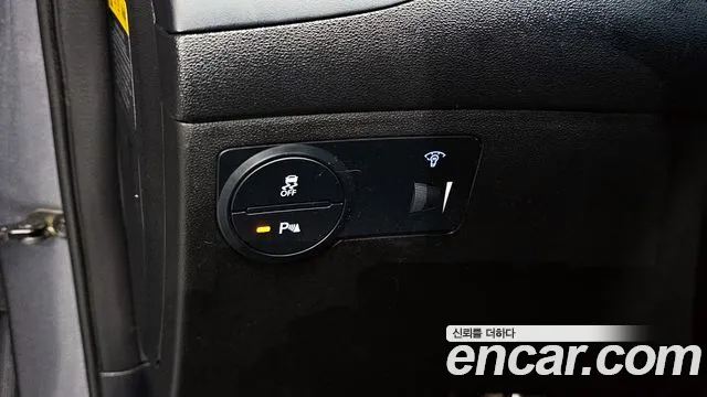 Hyundai Genesis 2015 — фото 14
