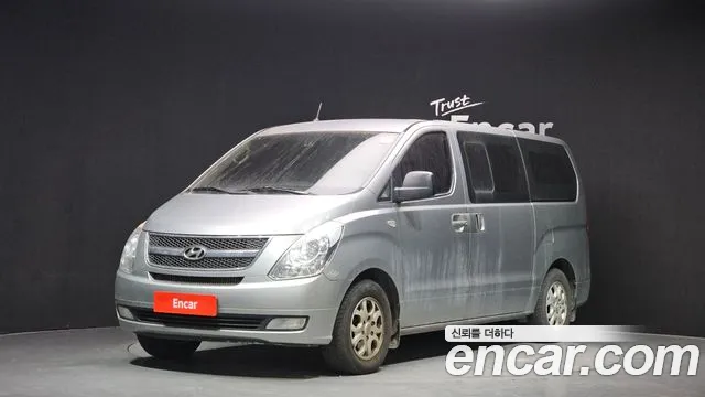 Hyundai Starex 2016 — фото 1
