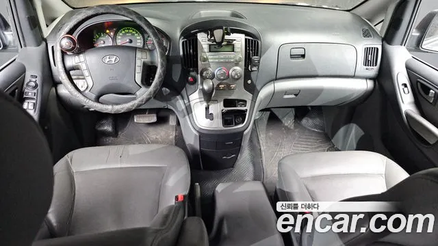 Hyundai Starex 2016 — фото 7